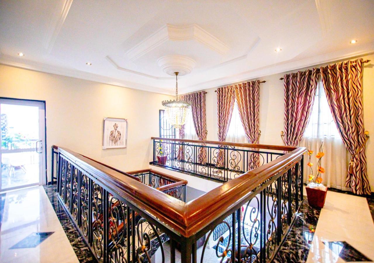 Aduk Guest House Airport City Άκρα Εξωτερικό φωτογραφία